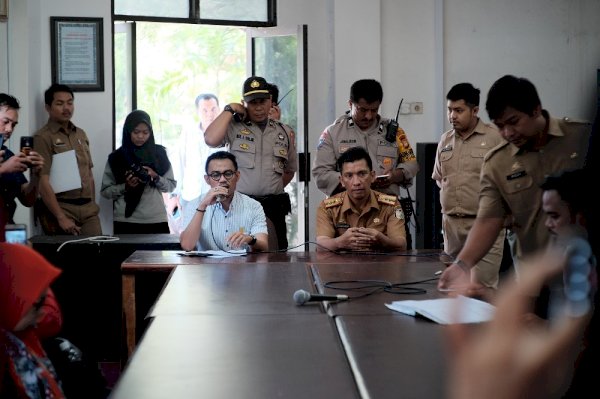 Syarikat Rakyat Miskin Makassar Sambangi Gedung DPRD Makassar