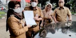 Sekretaris DPRD Makassar Terima Pengembalian Randis Eks Kasubag Protokol