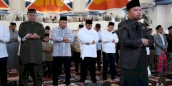 Wali Kota Makassar dan Pj Gubernur Sulsel Salat Ied di Masjid Kubah 99