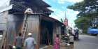 Tanpa Penertiban, Warga Tamalanrea Bongkar Mandiri 6 Lapak di Atas Drainase