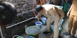 Appi Tinjau Lorong Kerung-Kerung, Pastikan Air PDAM Kembali Mengalir ke Rumah Warga