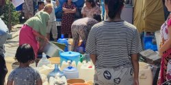 Kemarau Panjang, PDAM Makassar Bergerak Salurkan 4,56 Juta Liter Air Bersih untuk Masyarakat